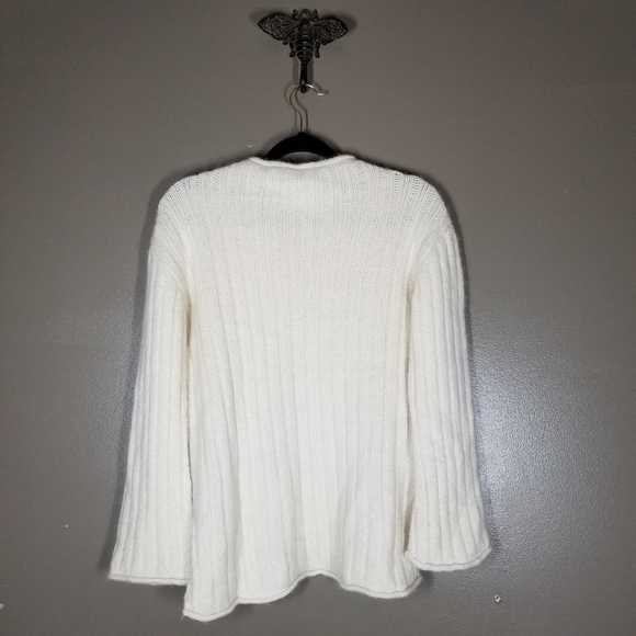 Mantari | Angelica Alpaca Fringe Cream Cozy Sweater - Picture 5 of 12
